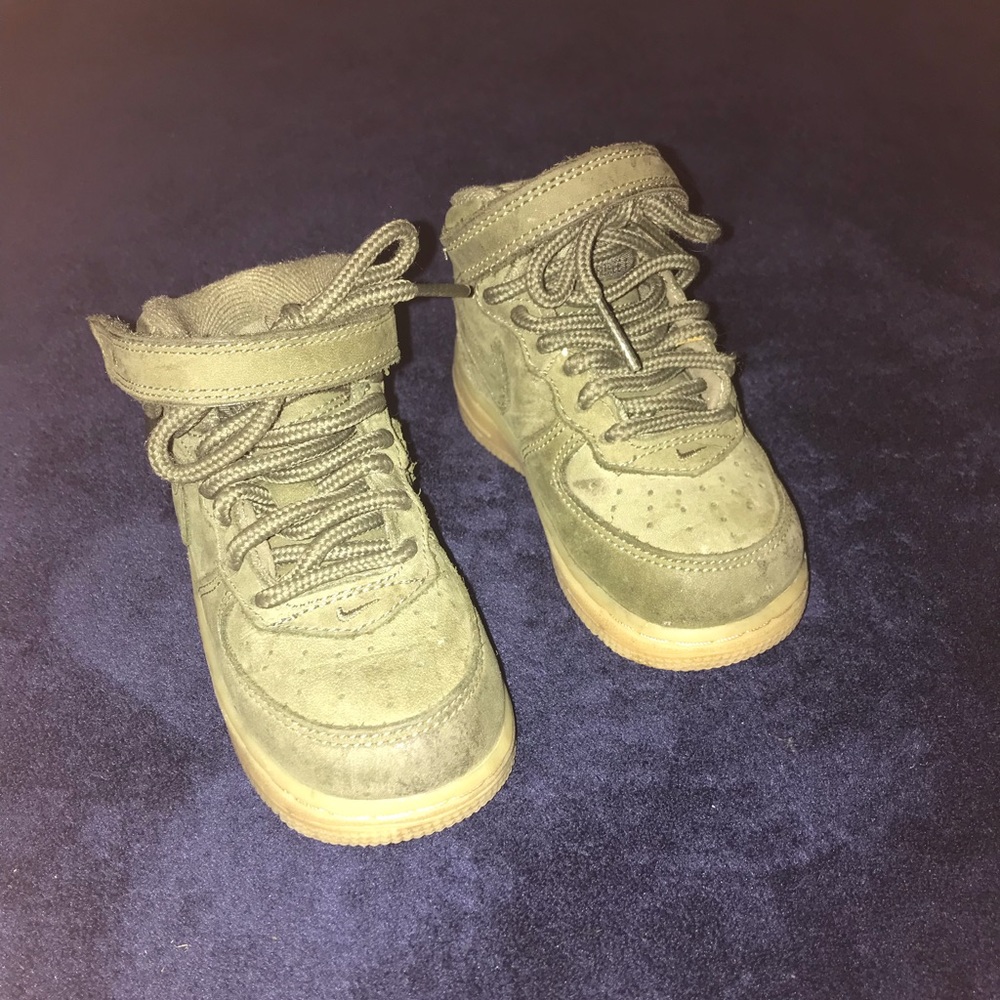 Toddler boys Nike Air Force ones high tops